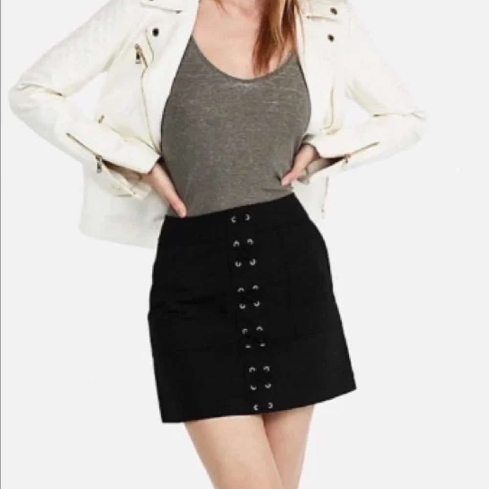 EXPRESS | Corset Mini Skirt